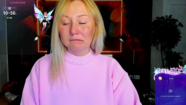 scent  of woman online show from April 22, 2026, 1:41 am