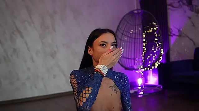 RachelRavee online show from February 19, 2026, 5:25 am