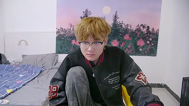 Snapshot of KK-cuteboy chatting on April 8, 2026, 4:45 am KK-cuteboy online show from April 8, 2026, 4:45 am
