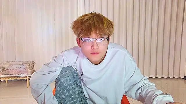 Snapshot of KK-cuteboy chatting on April 14, 2026, 6:25 pm KK-cuteboy online show from April 14, 2026, 6:25 pm