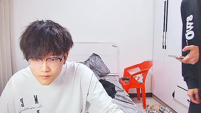 Snapshot of KK-cuteboy chatting on June 17, 2026, 12:18 pm KK-cuteboy online show from June 17, 2026, 12:18 pm