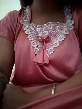 lovelypriya  online show from November 13, 2025, 8:46 am