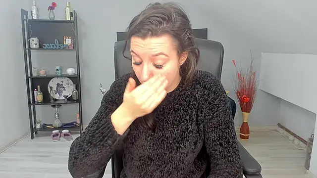 BettyJamess online show from January 8, 2026, 4:48 am