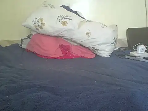 pink1000 online show from November 29, 2025, 6:27 am