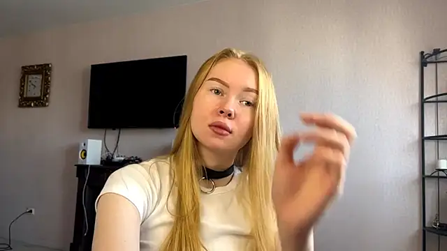 RaguelNicksons online show from October 31, 2025, 7:09 am