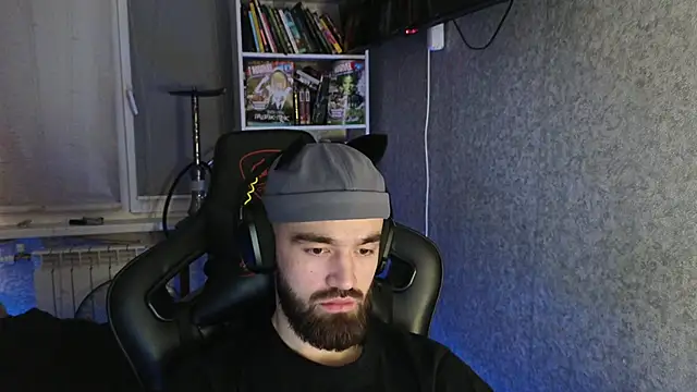 Nik Namee online show from November 18, 2025, 4:50 am