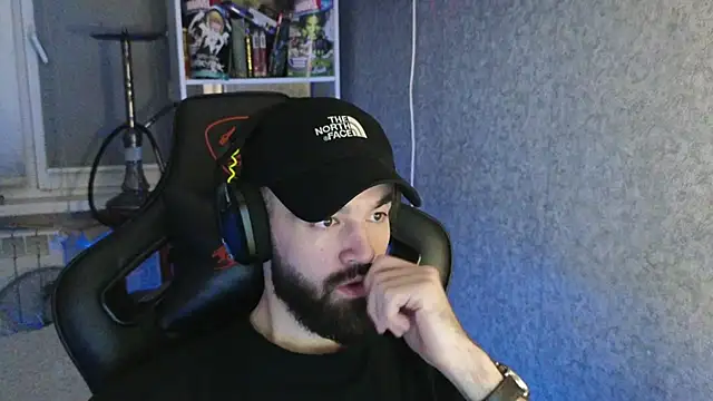 Nik Namee online show from November 30, 2025, 8:57 pm