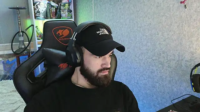 Nik Namee online show from December 5, 2025, 6:26 pm