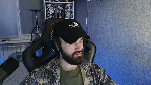 Nik Namee online show from December 14, 2025, 4:40 am