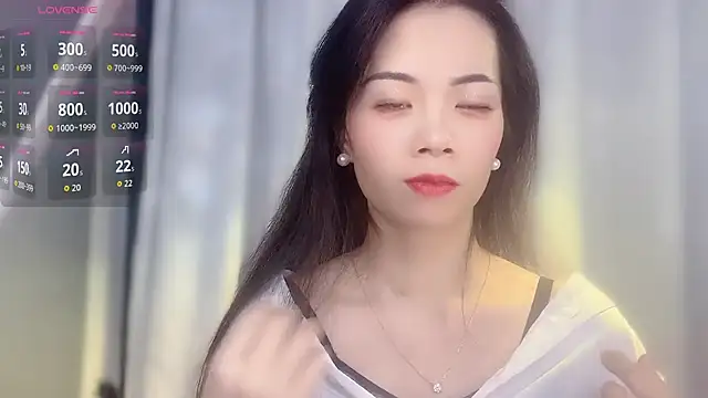 Lynnalltop-165-KeKe online show from November 19, 2025, 12:38 pm