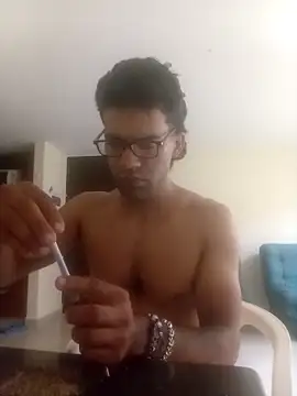 Snapshot of Fuego3x chatting on November 3, 2025, 12:17 pm Fuego3x online show from November 3, 2025, 12:17 pm