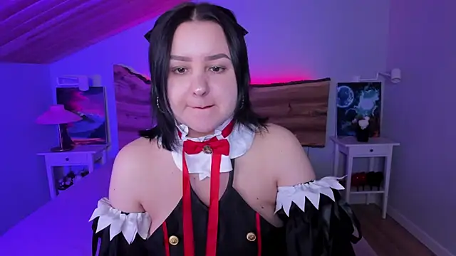 VanessaMartines online show from November 23, 2025, 9:42 am