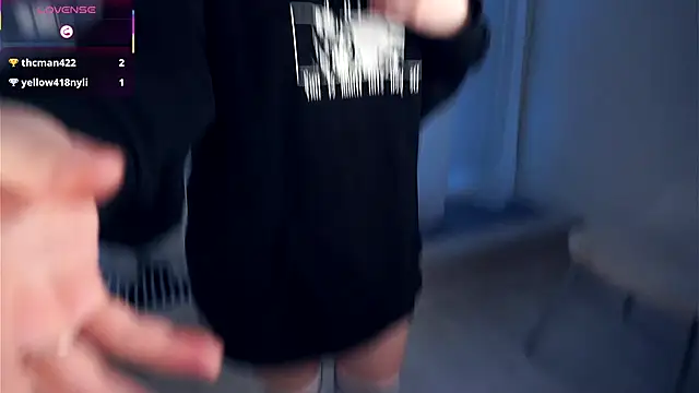 TheoPeecha online show from November 29, 2025, 6:05 am