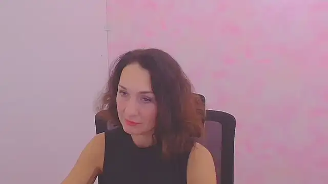 Rosie Rosee online show from November 4, 2025, 12:26 pm