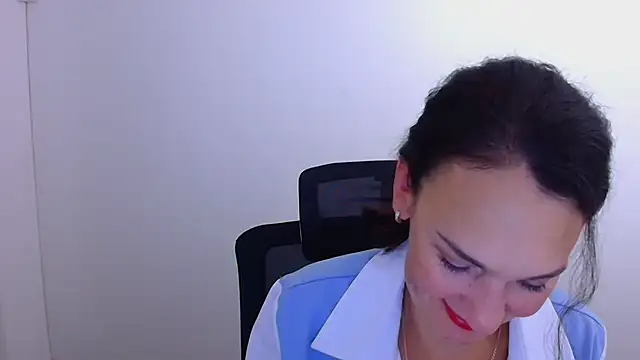 Rosie Rosee online show from November 30, 2025, 12:20 pm