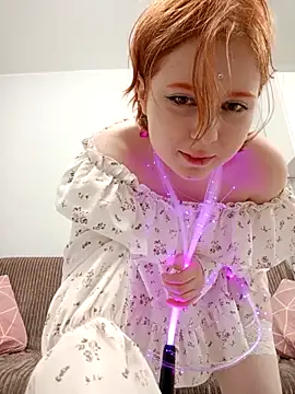 HoneyErica online show from October 22, 2025, 12:44 am