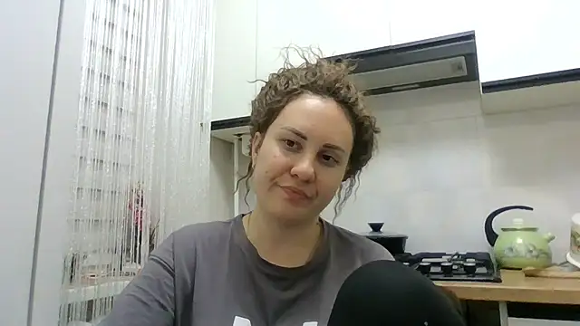 Snapshot of MeadowEyes chatting on May 22, 2026, 7:08 pm MeadowEyes online show from May 22, 2026, 7:08 pm