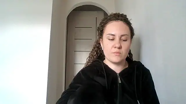 Snapshot of MeadowEyes chatting on May 30, 2026, 12:24 pm MeadowEyes online show from May 30, 2026, 12:24 pm