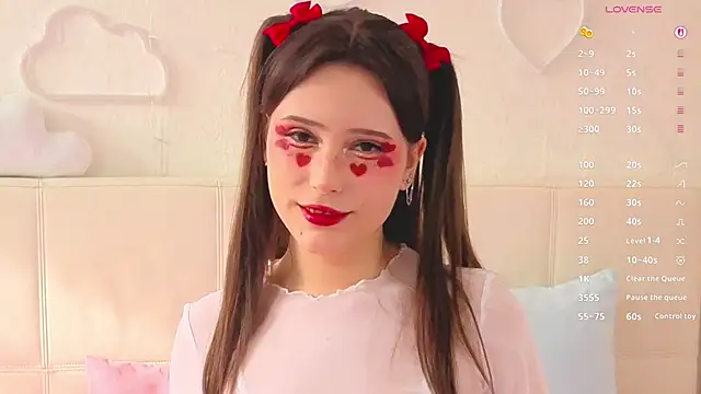 MoonliteDiva online show from February 13, 2026, 7:26 am