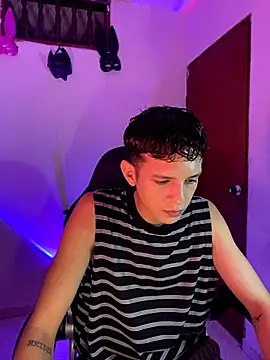 tylernova online show from October 30, 2025, 3:41 am