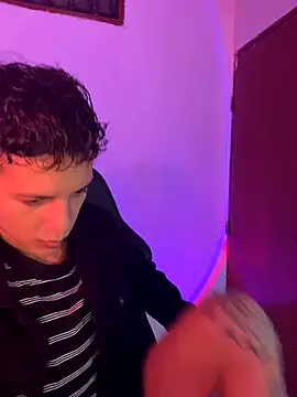 tylernova online show from November 5, 2025, 4:01 am