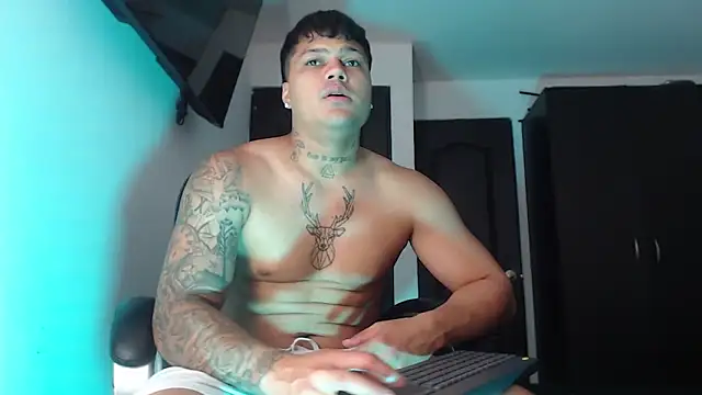 Boyhot 00 online show from October 10, 2025, 8:19 pm