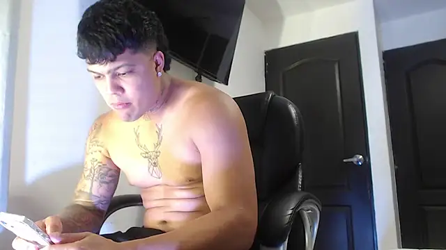 Boyhot 00 online show from October 24, 2025, 11:56 pm