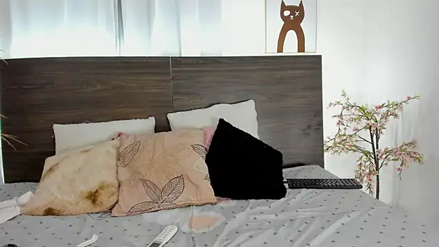 Brianna Maya online show from February 27, 2026, 10:32 pm