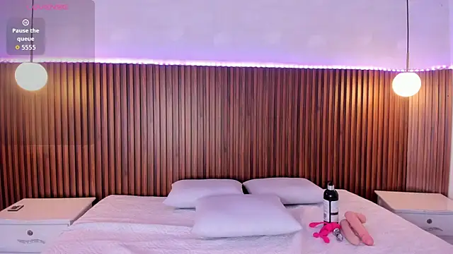 Foxy Kylie online show from February 5, 2026, 8:24 pm