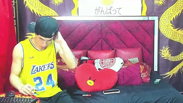 Pride couple online show from February 21, 2026, 11:17 pm