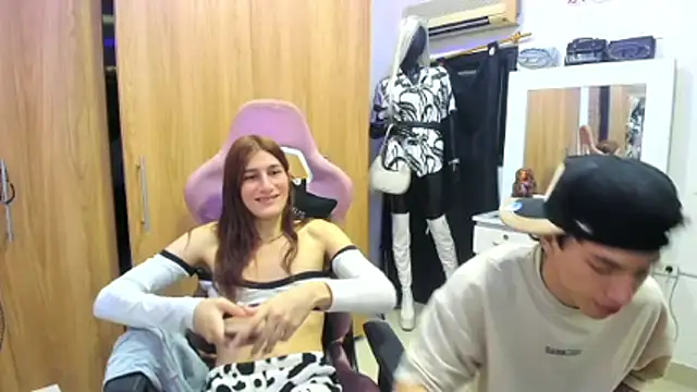 Pride couple online show from June 29, 2026, 10:43 pm