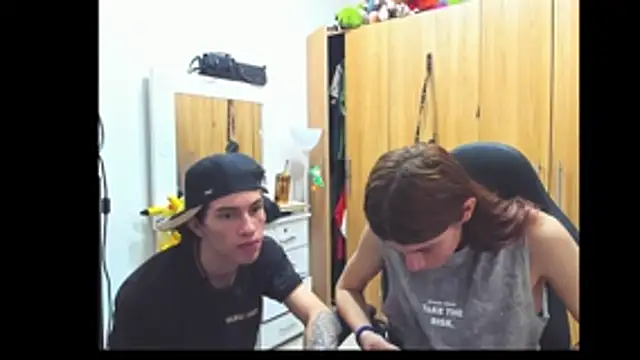 Pride couple online show from July 16, 2026, 11:22 pm
