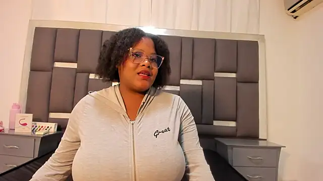 Snapshot of gabrielabrunette69 chatting on October 10, 2025, 1:54 pm gabrielabrunette69 online show from October 10, 2025, 1:54 pm