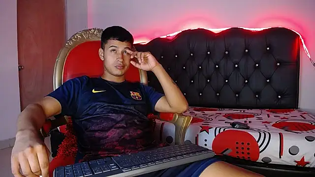 Bastian Joness online show from October 16, 2025, 3:18 am