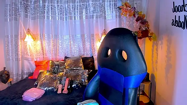 ZAMMIRA online show from November 9, 2025, 4:44 am