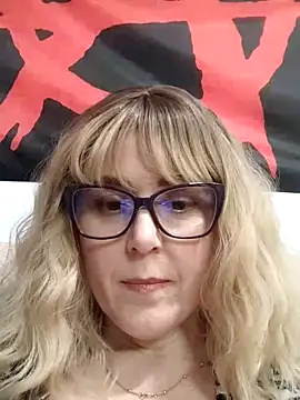 Amelialove42 online show from February 24, 2026, 8:51 pm