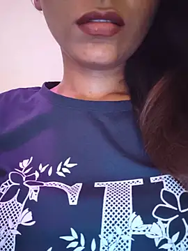 Snapshot of Asmiratamil chatting on June 10, 2026, 7:24 pm Asmiratamil online show from June 10, 2026, 7:24 pm
