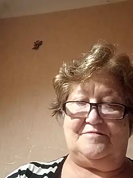 Katherine735 online show from November 9, 2025, 2:48 pm