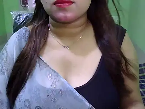 Kiara pari online show from October 15, 2025, 9:42 am