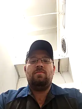 dakotafail92 online show from October 17, 2025, 8:33 pm