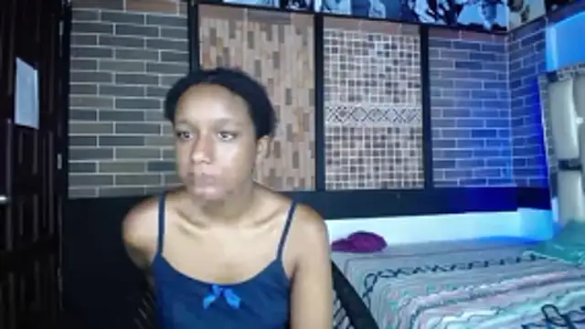 Snapshot of millysweetass chatting on November 20, 2025, 1:33 pm millysweetass online show from November 20, 2025, 1:33 pm
