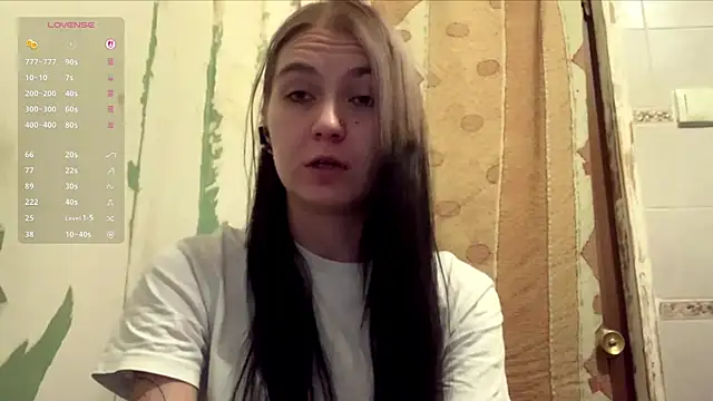 ArianeBhayani online show from October 11, 2025, 10:08 pm