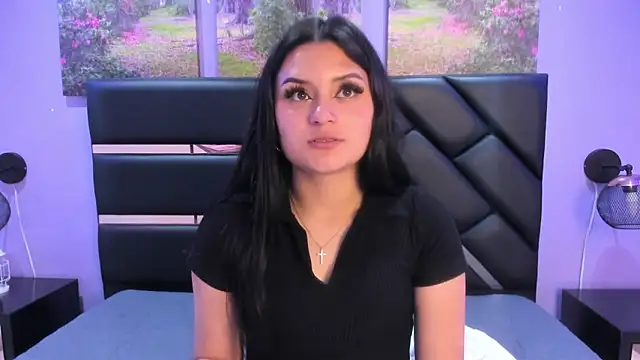 GAbrielaBotero online show from November 24, 2025, 7:46 pm