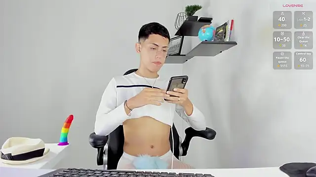 Snapshot of Iam_criss09 chatting on October 15, 2025, 1:00 pm Iam criss09 online show from October 15, 2025, 1:00 pm