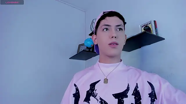 Snapshot of Iam_criss09 chatting on November 27, 2025, 8:33 pm Iam criss09 online show from November 27, 2025, 8:33 pm