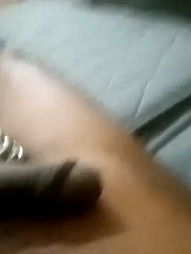 leeya14 online show from November 29, 2025, 5:05 pm