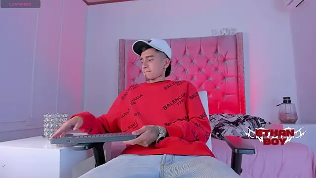 Ethan Boy  online show from December 2, 2025, 10:05 pm