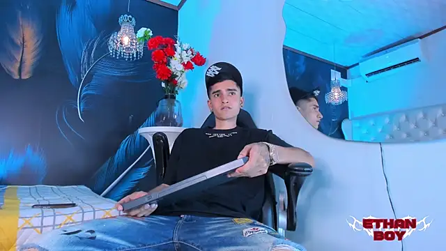 Ethan Boy  online show from December 22, 2025, 7:11 pm