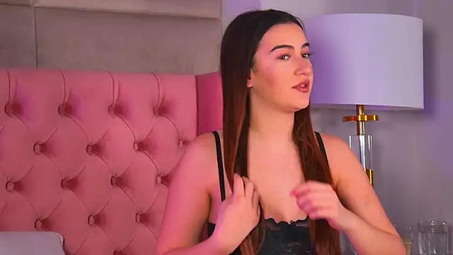 TaliaMorenne online show from January 15, 2026, 7:13 am