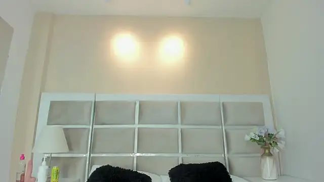 Adhara adams18 online show from November 27, 2025, 11:34 am